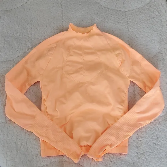 41. *view pics* Free People Good Karma Hi-Neck Layer Top Morning Sun - Picture 1 of 17